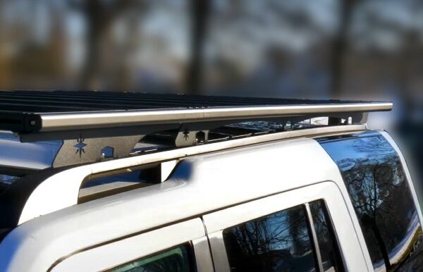 Out-Rack Discovery L319 Roof Rack Full Rails Installation